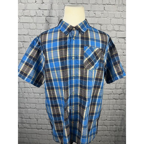 The North Face Men XXL Short Sleeve Shirt Nylon, Polyester Seersucker Blue Plaid - Picture 2 of 10
